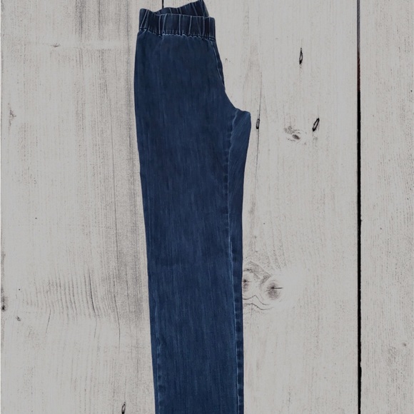 Soft Surroundings pull on denim jeans . Medium wash . Straight tapered leg  Sz M - Picture 5 of 5